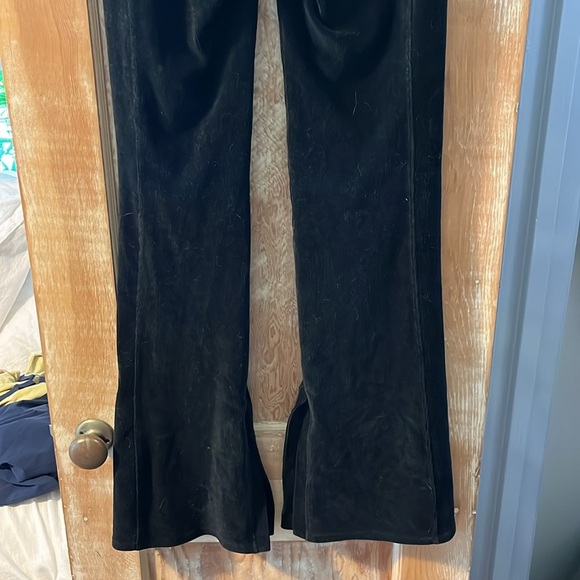Alo Winter Break High Waist Flare Microcorduroy Pants, Black - S - Picture 8 of 8